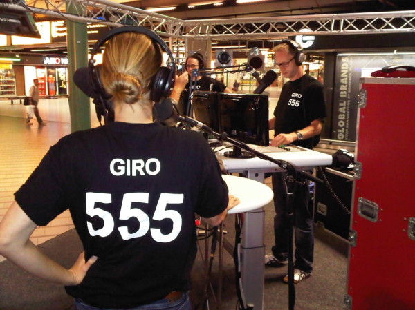 Sander de Heer op Schiphol voor Afrika - Giro555